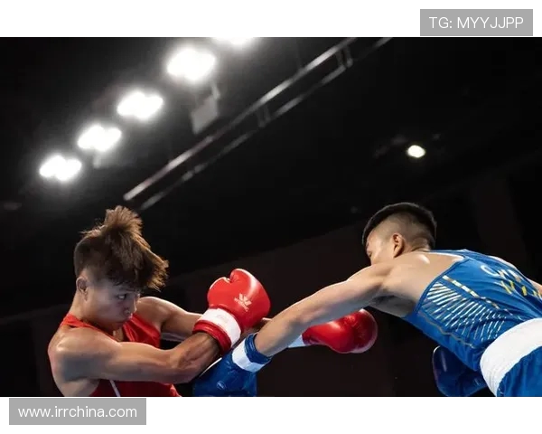 杭州足球队在全国锦标赛中的拼搏历程与荣耀时刻回顾