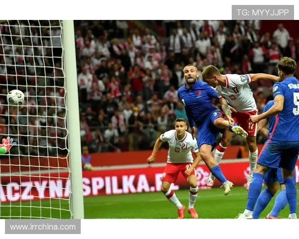 中国与波兰足球对决分析及让球盘口解读